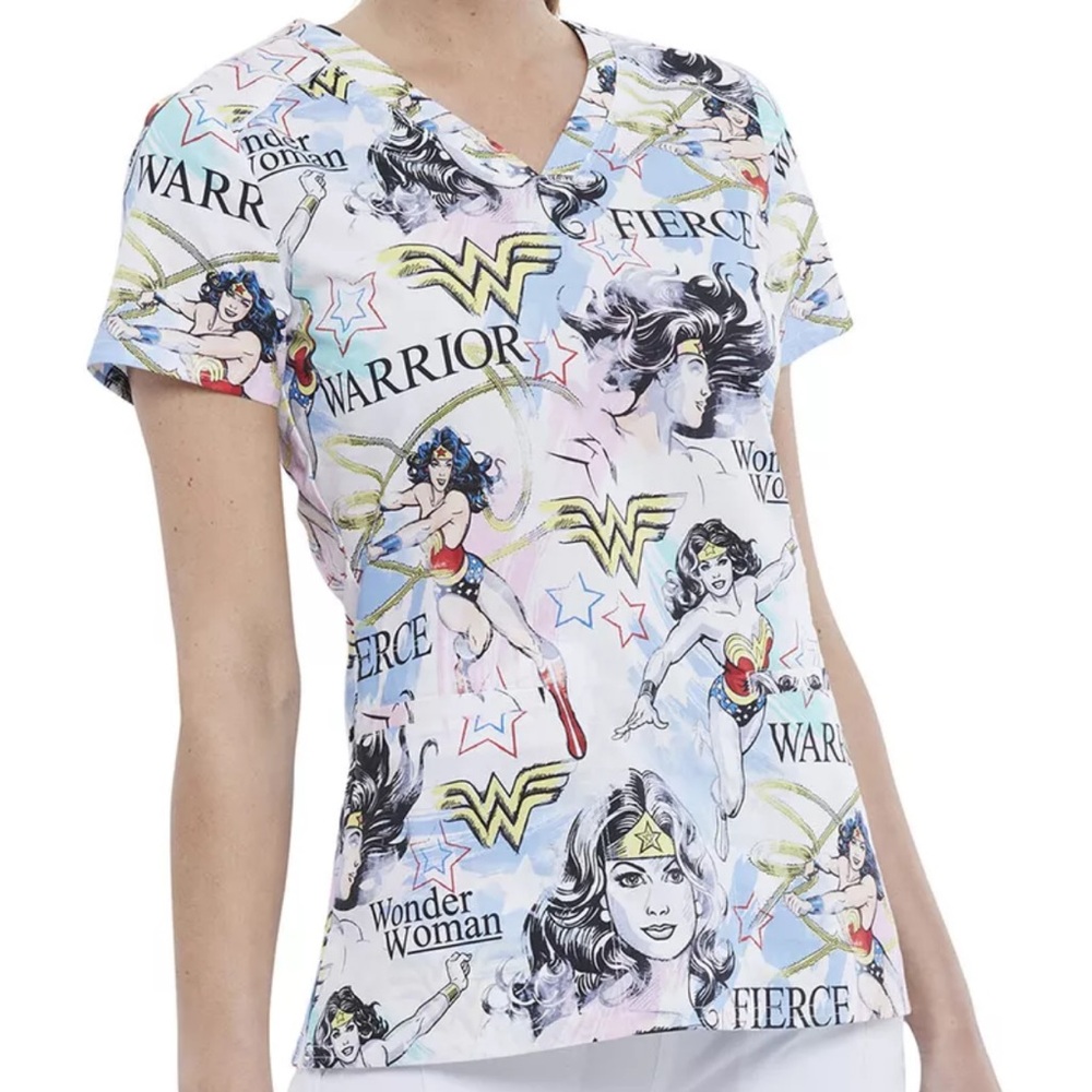 Wonder Woman Scrubs Tooniforms DC Comics V Neck Top Size XXS With Tags